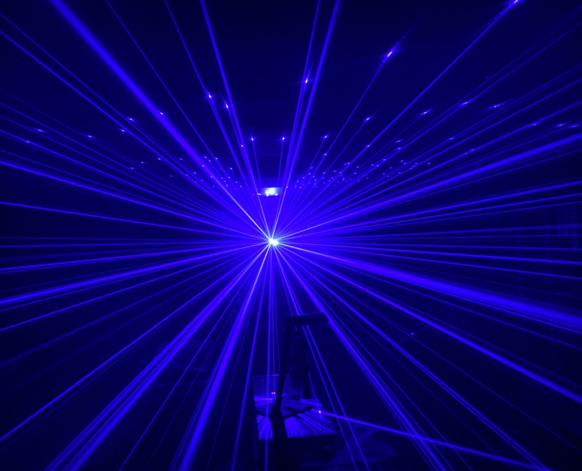 Laserstrahlen mit Haze